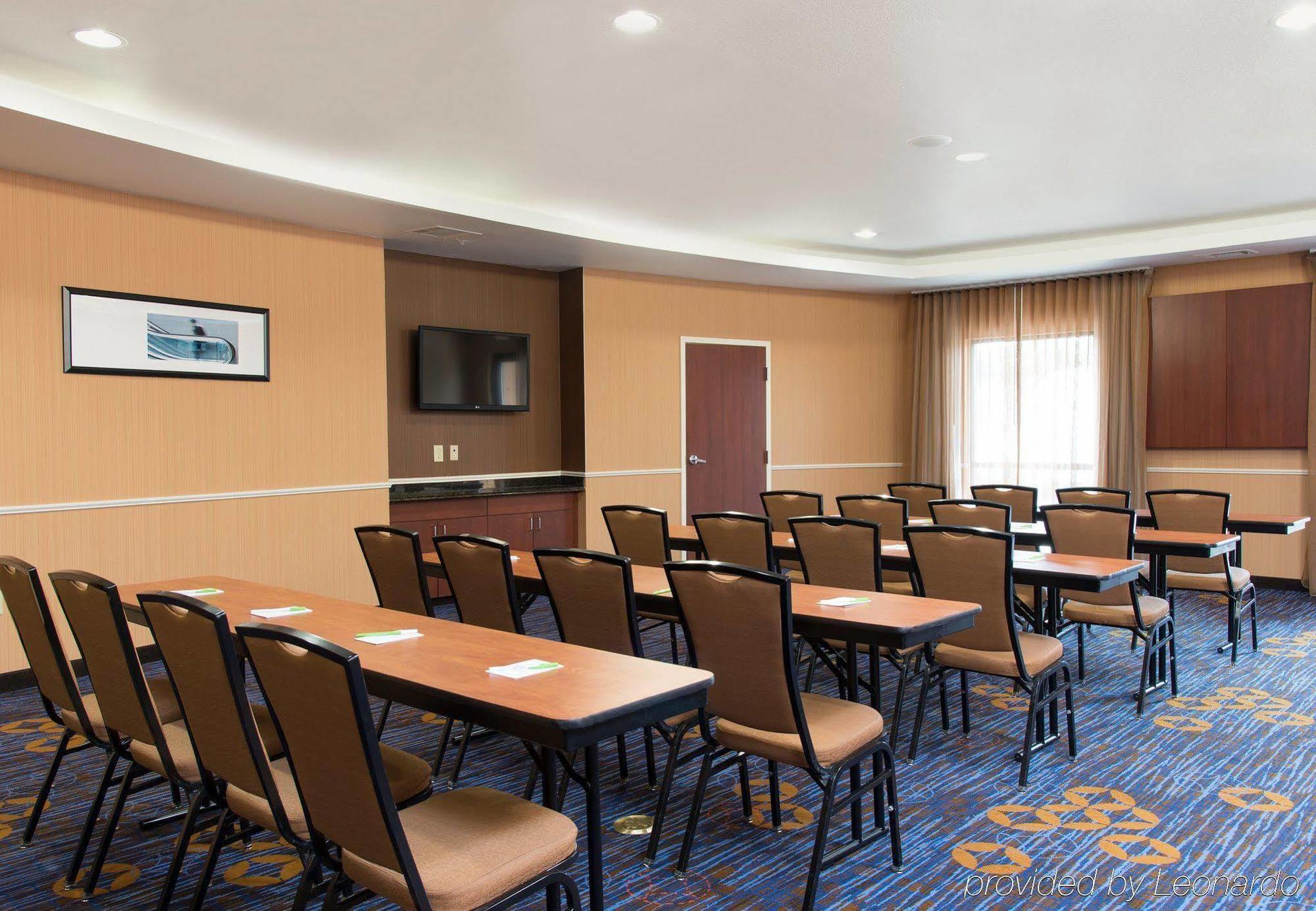 Courtyard By Marriott San Antonio North Stone Oak At Legacy Hotel Ngoại thất bức ảnh